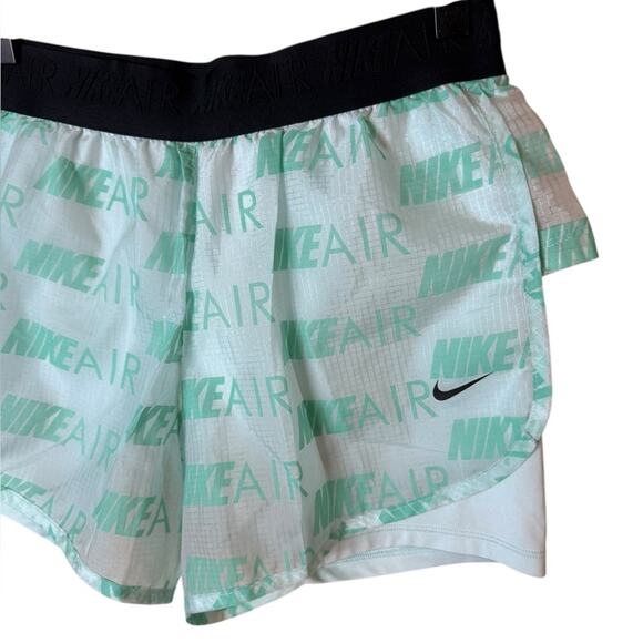 Nike Women's Sz Medium Air 2-In-1 Running Shorts - Picture 4 of 6